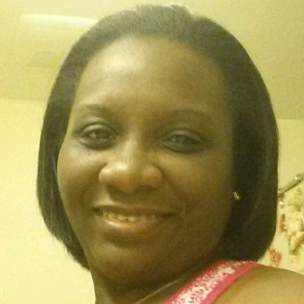 Meet your Posher, Dee